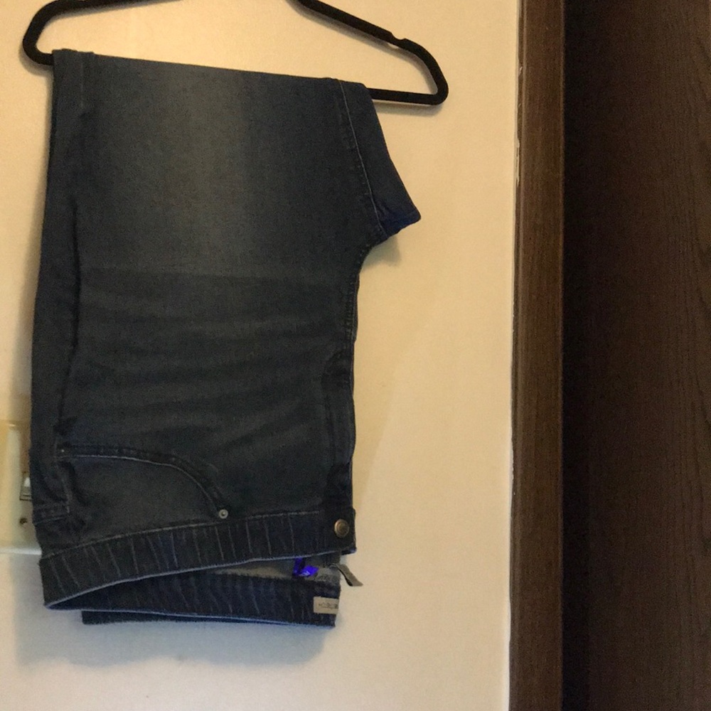 Elastic waist petite jeans